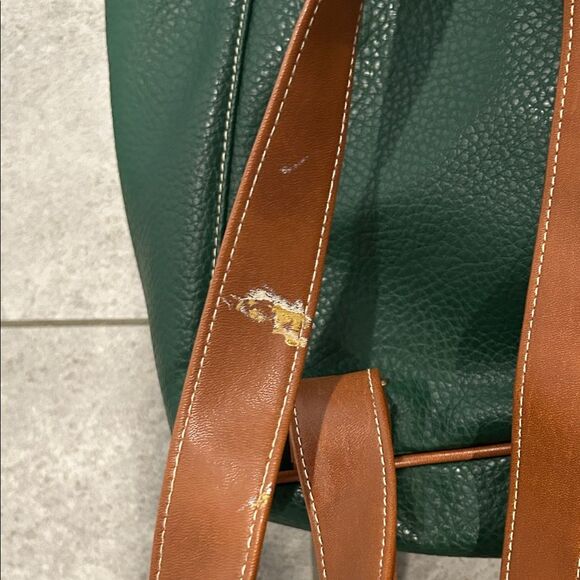 Classic Collection All Weather Leather Vintage Backpack Handbag Green Brown main image 7